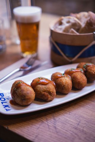 Croquetas de ropa vieja y jamón Ración