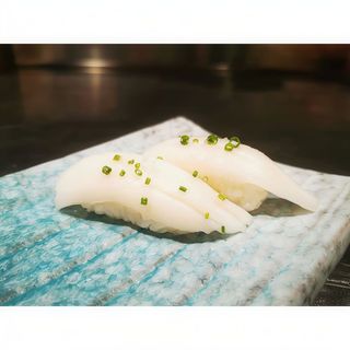 12. Nigiri Pez Mantequilla (2 Pzs.)