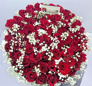Classic Roses & Million Stars Box - Standard (24cm box)