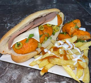 Ma39oda Fromage Luncheon  sans frites