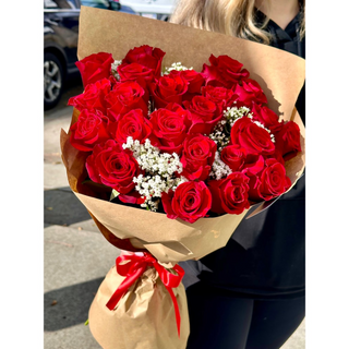 წითელი ვარდები 20ც გიფსოფილებით