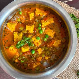 Matar Paneer