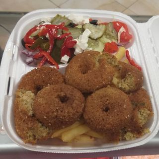 Talerz Falafel