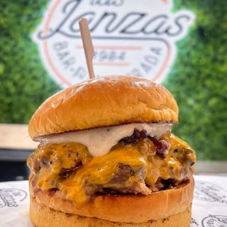 LEO BURGER_