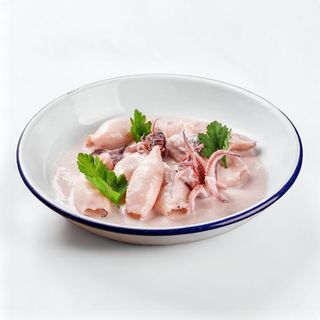 Baby kalmary w sosie śmietankowym 200g