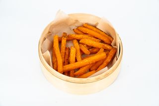 Batat pomfrit + spajsi ranč