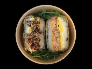 SUSHI BURGER Łosoś Pieczony MANGO