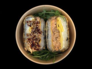 SUSHI BURGER Łosoś Pieczony MANGO