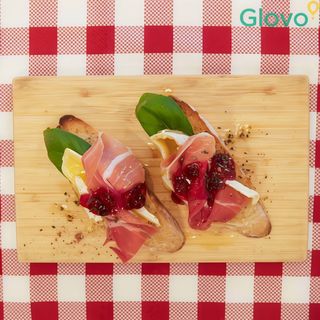 Tapas Montaditos z żurawiną 2 szt.