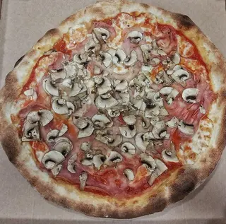 Pizze Prosciutto E Funghi