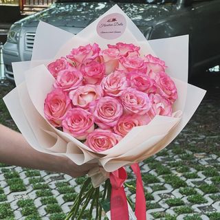 Buchet 19 trandafiri 