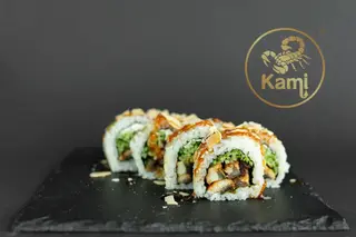 Uramaki z węgorzem