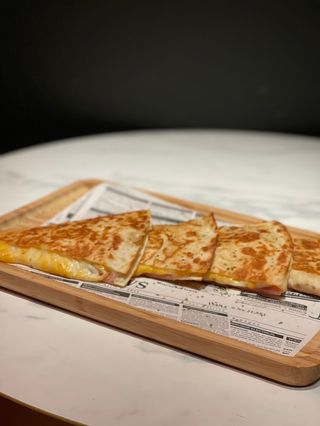 Quesadilla De Tinga De Pollo