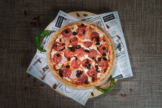 Pizza Mega Della Casa