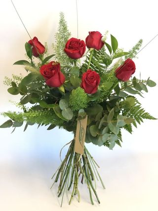 Media Docena Rosas Rojas