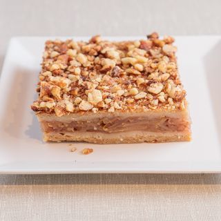 Lenja pita sa jabukama