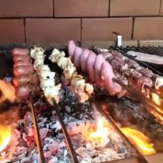 O Candidato de Carne + 1 Garrafa de Vinho