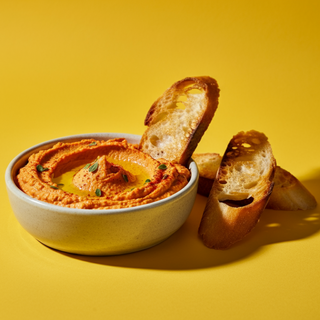 Peri Peri Hummus cu Pâine Caldă