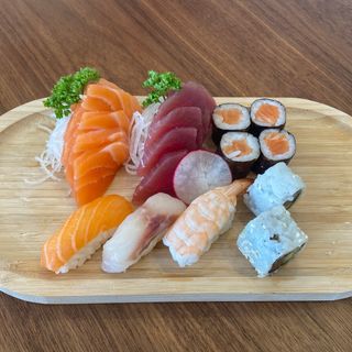 m32. Sushi misto /19 peças