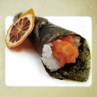 56. Temaki spicy salmone