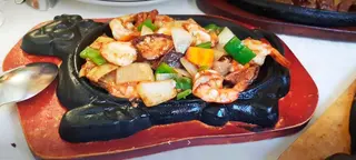 74, Mariscos Salteados