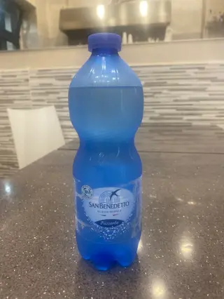 Acqua frizzante
