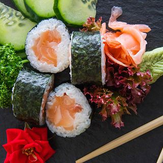 Makis De Atún (8 Uds.)