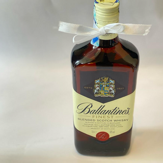 Ballantines whisky (750ml) 