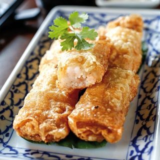 Piel de tofu con camarones