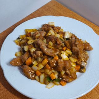 45. Ternera Con Salsa Guindillas