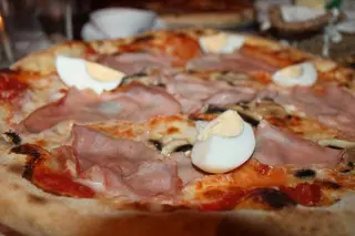 Pizza Mediterráneo