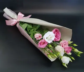 Buket lizijantusa