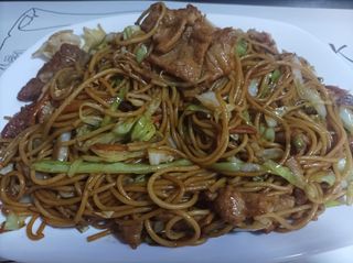 422. Спагети с три вида месо (700гр)