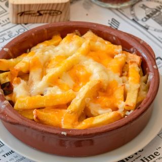 Patatas con queso