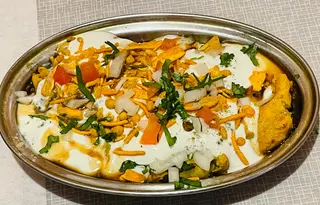 Aloo tikki chat