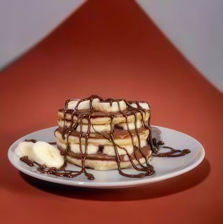 Turn de Clatite cu Nutella si Banane