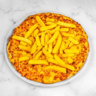 Pizza z frytkami