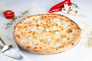 Pizza Four cheese Ø 36cm