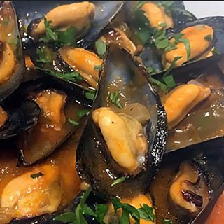 Mejillones  a la marinera 