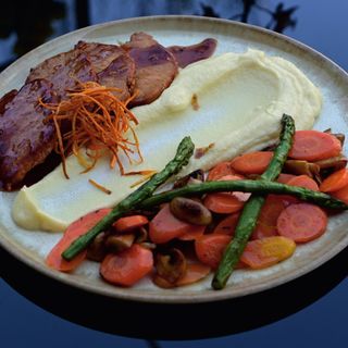 Свинско филе (700г)