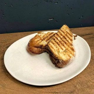 Сендвіч з індичкою та сиром