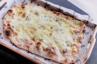 Pizza Quattro Formaggi