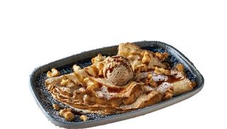 Crepes rellenos con cajeta