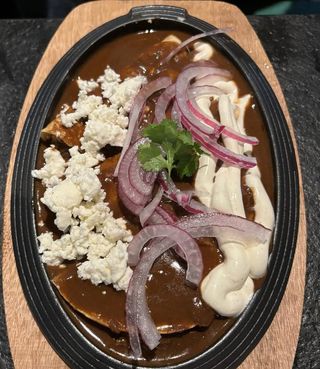 Enchiladas De Mole (3 Uds.)