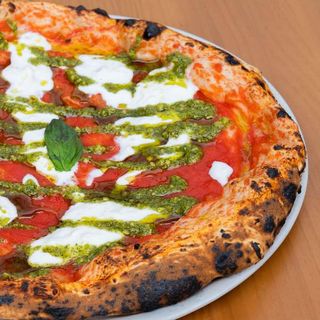 Pizza stracciatella