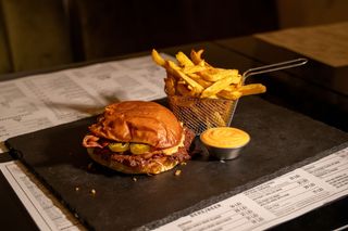 Meniu dublu Spicy Cheese