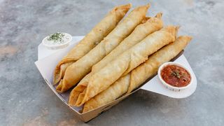 Taquitos sa piletinom