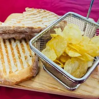Tosta Mista em Pão Alentejano