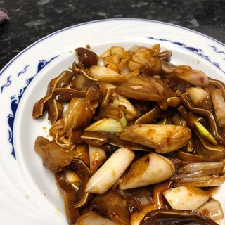 Oreja De Cerdo Con Puerros