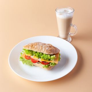 Сендвіч Бекон (1шт)